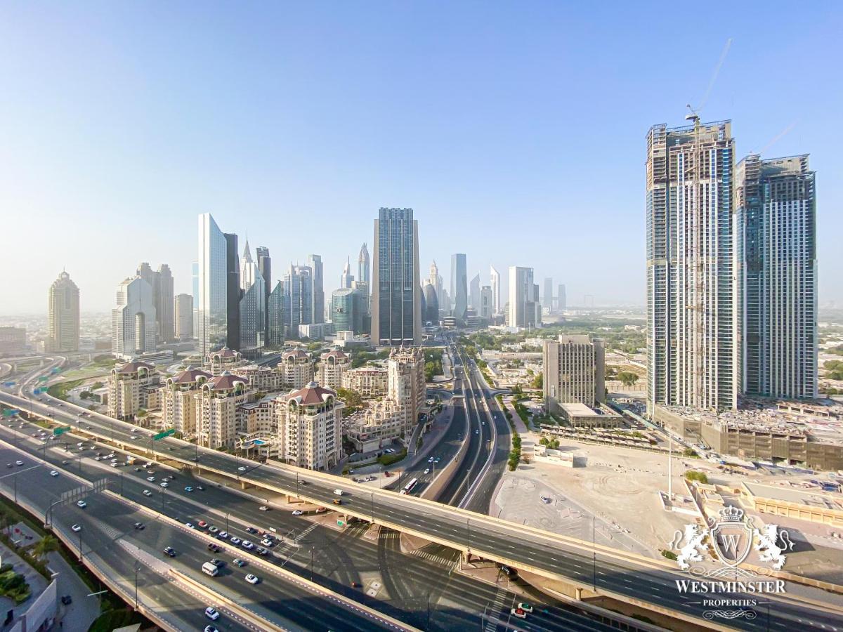 Westminster Dubai Mall Exteriör bild Al Wasl skyline