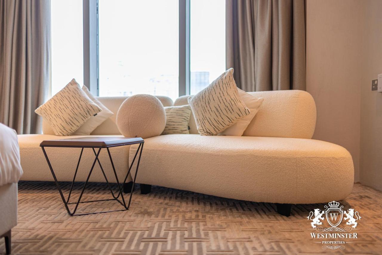 Westminster Dubai Mall Exteriör bild A sofa