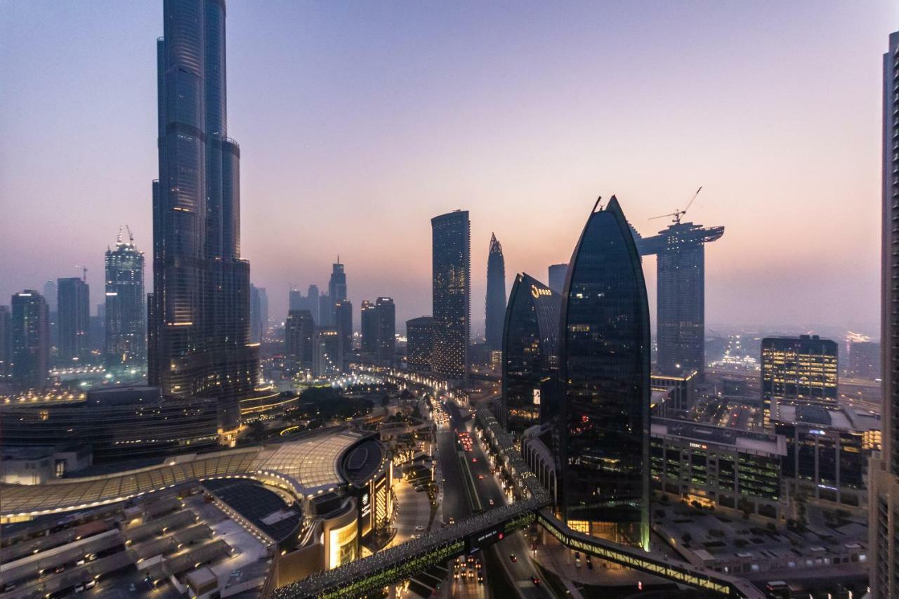 Westminster Dubai Mall Exteriör bild The skyline of the new financial district in Riyadh