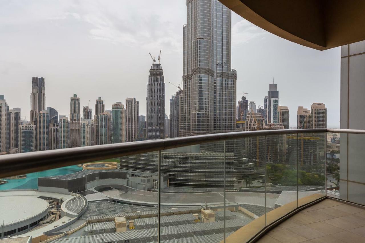 Westminster Dubai Mall Exteriör bild View of the Dubai skyline from the 122nd floor of the Burj Khalifa