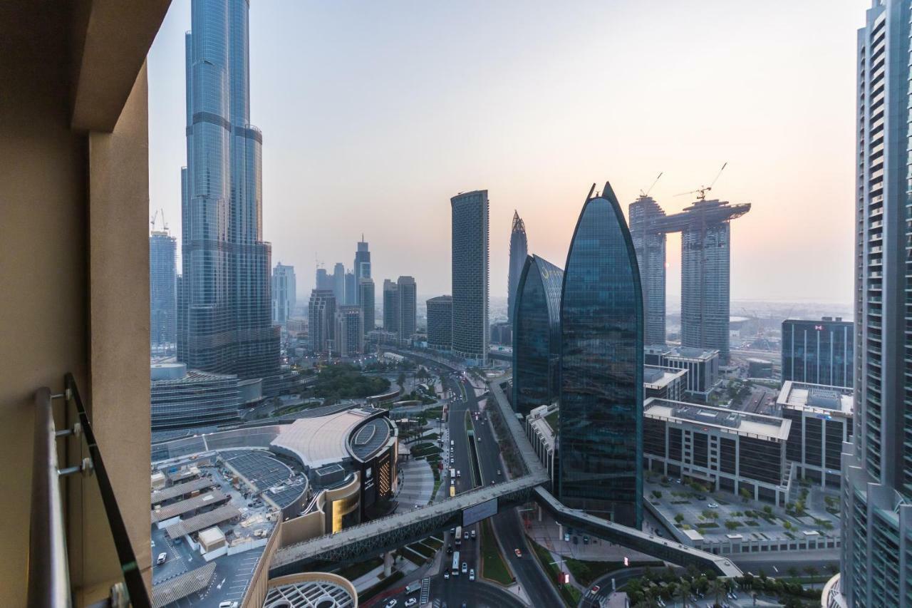 Westminster Dubai Mall Exteriör bild View of the complex