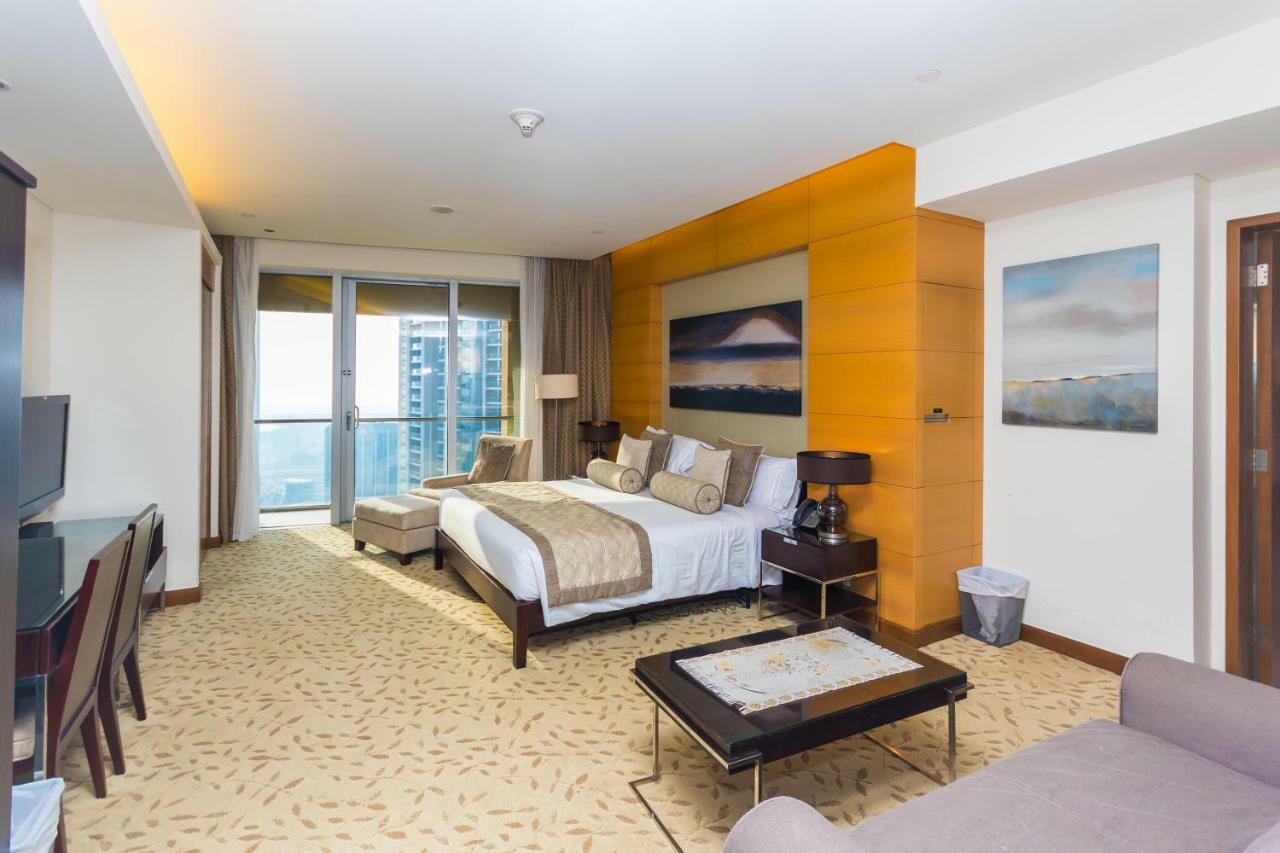 Westminster Dubai Mall Exteriör bild A suite at the hotel